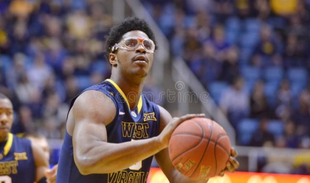 世界杯球员名单-媒体人：前CBA江苏队外援德文-威廉姆斯将加盟福建