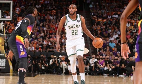 世界杯球员名单-米德尔顿：我一直努力提高自己 和字母哥互相促进