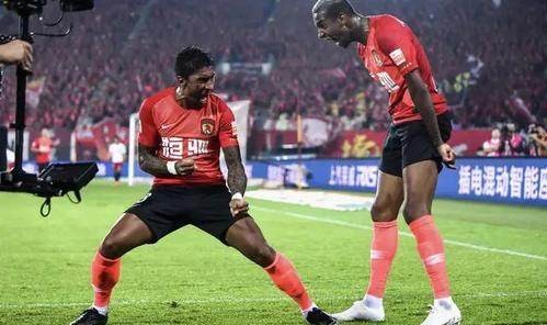 粤媒：宝塔组合即将返回国内 正抓紧找航班办手续